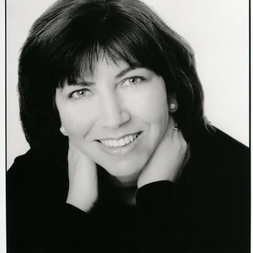 Lindsay  Curcio, Esq.